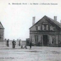 Mardyck - La mairie