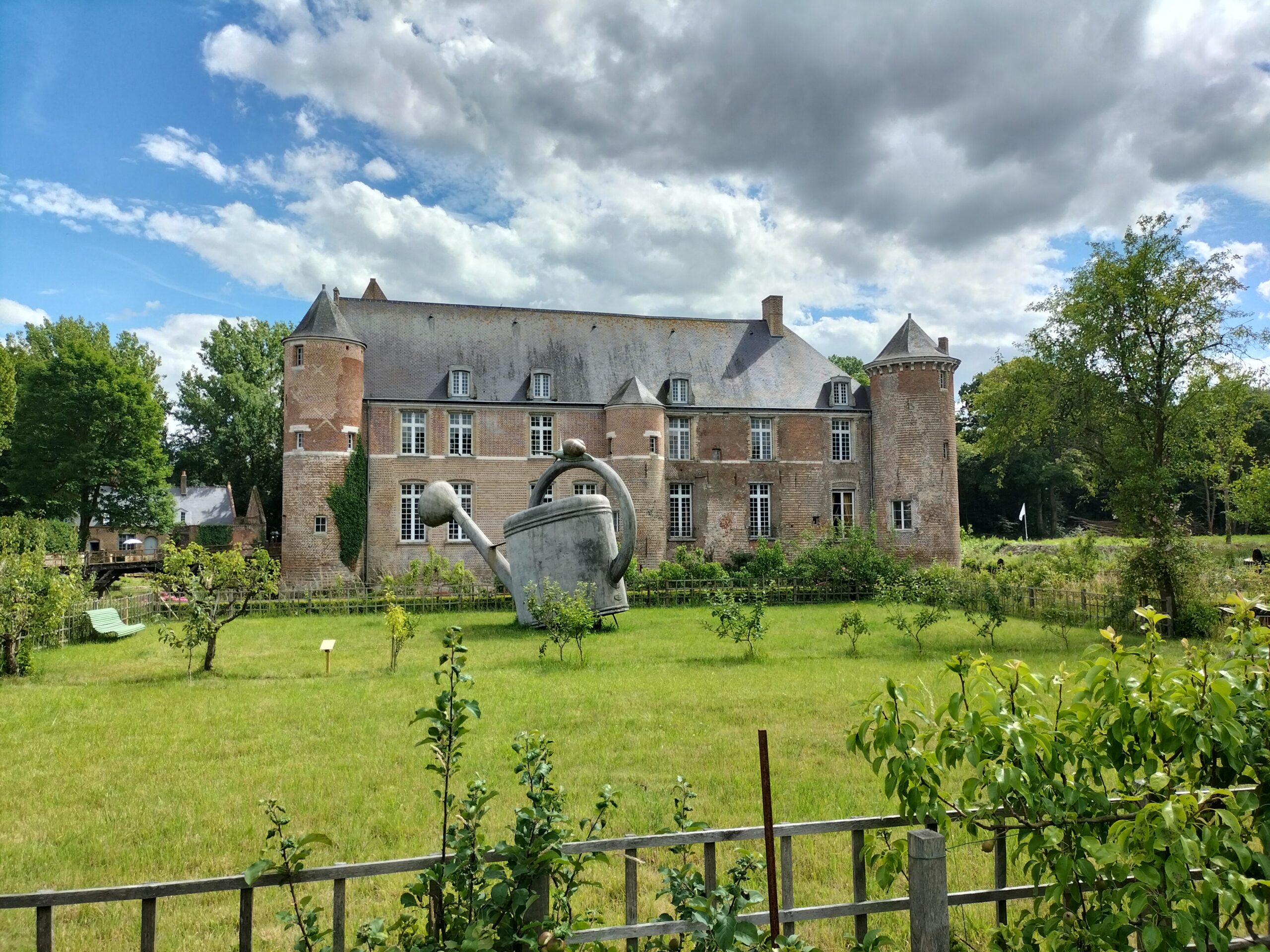 Esquelbecq - Le Château et ses jardins