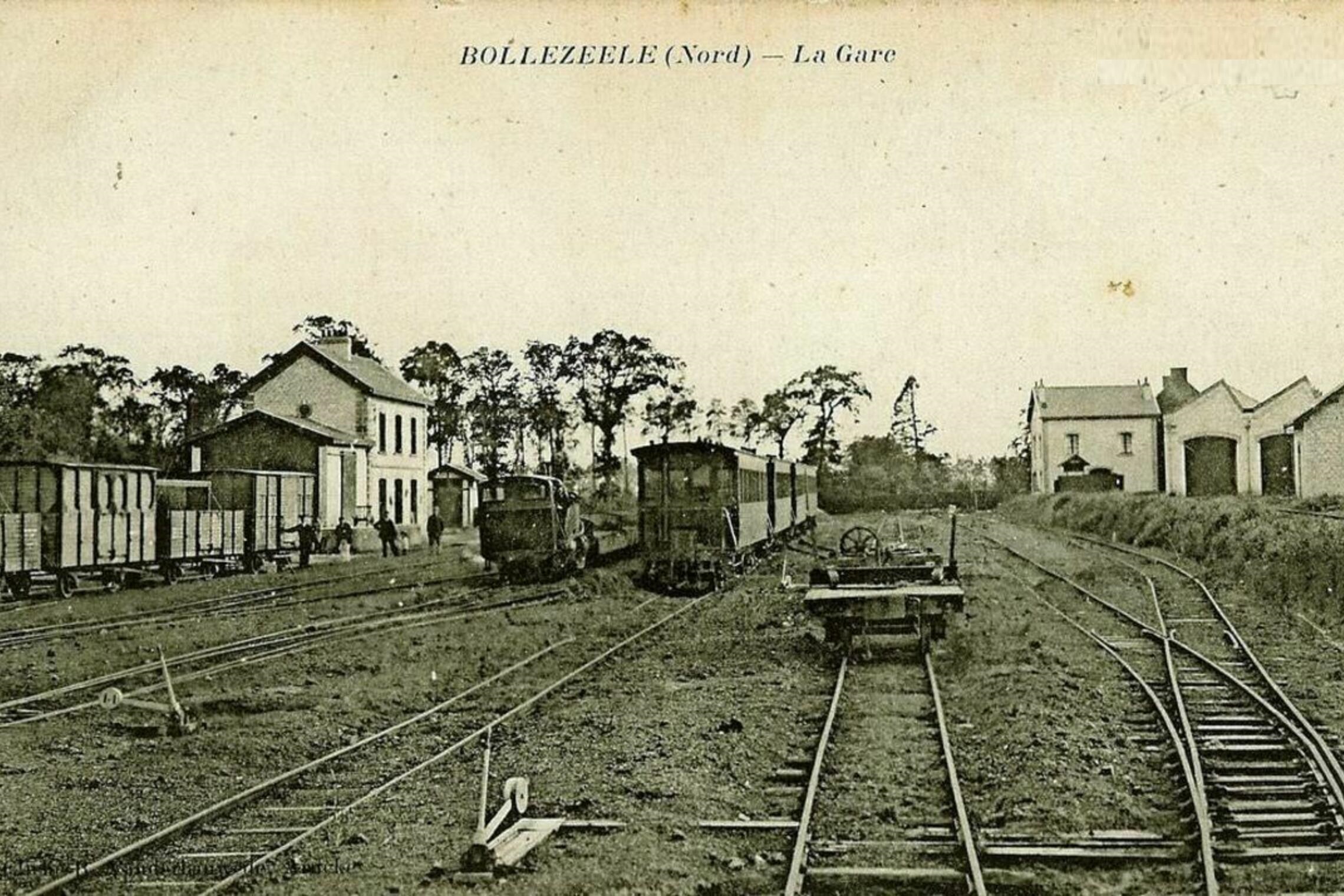 Bollezeele -  La gare