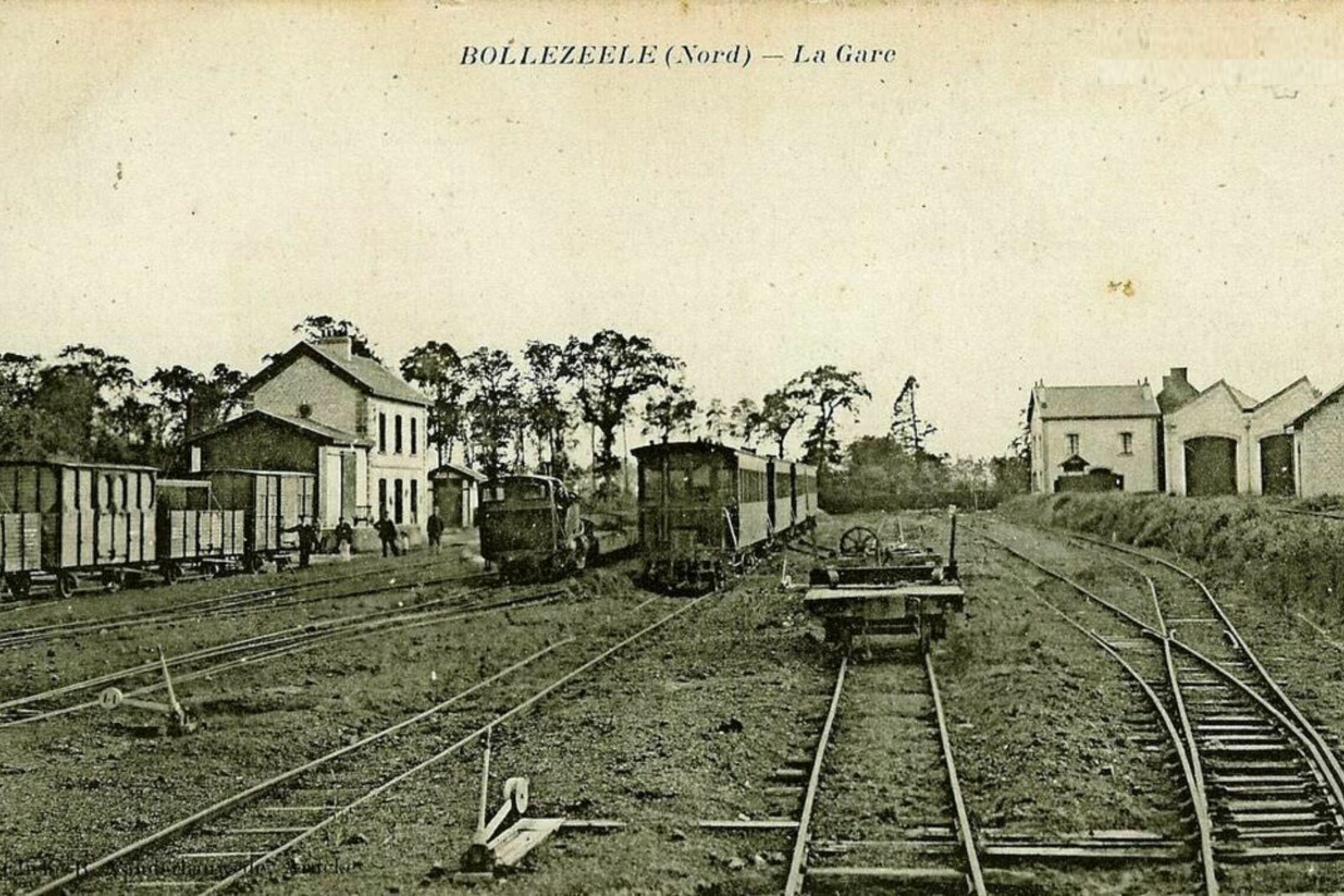 Bollezeele - La gare