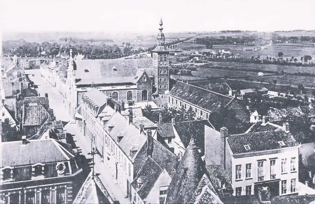La chapelle et  le college des jésuites à Bailleul au débit du XXe siècle